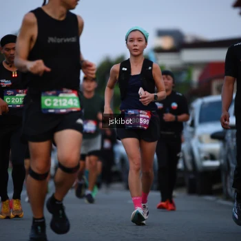 Runner Photo 3722617