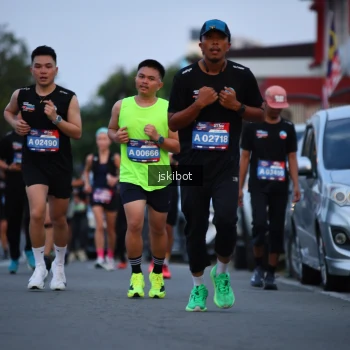 Runner Photo 3722640