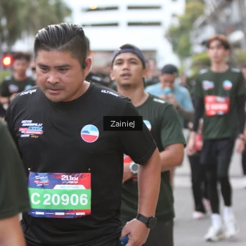 Runner Photo 3722641