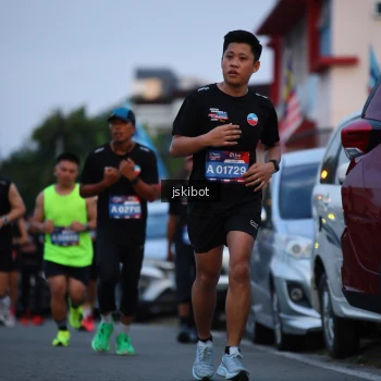 Runner Photo 3722692