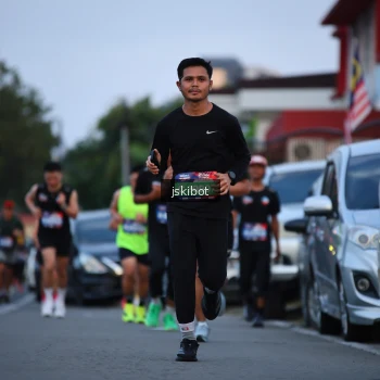 Runner Photo 3722714