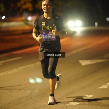 Runner Photo 3722743