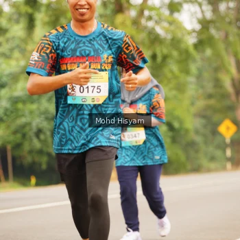 Runner Photo 3722752