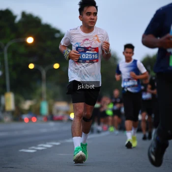 Runner Photo 3722768