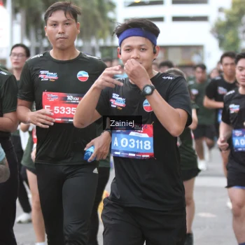 Runner Photo 3722776