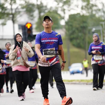 Runner Photo 3722831
