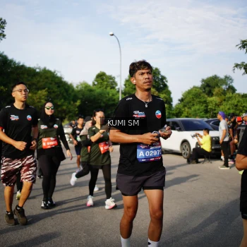 Runner Photo 3722914