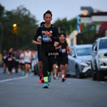 Runner Photo 3722930