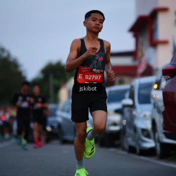 Runner Photo 3722960
