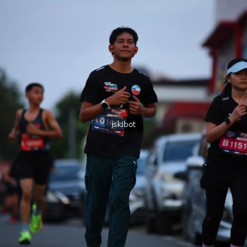 Runner Photo 3722964