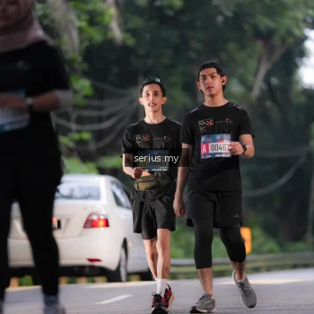 Runner Photo 3722993