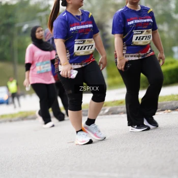 Runner Photo 3722998