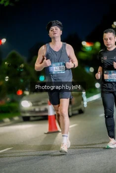 Runner Photo 3723022