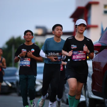 Runner Photo 3723054