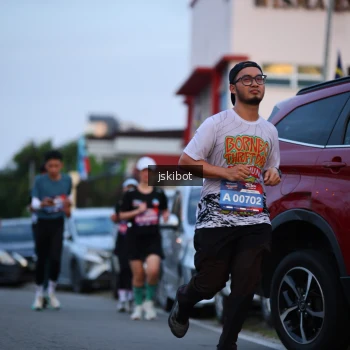 Runner Photo 3723069