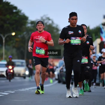 Runner Photo 3723113