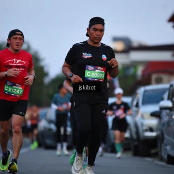 Runner Photo 3723129