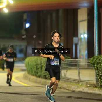 Runner Photo 3723132