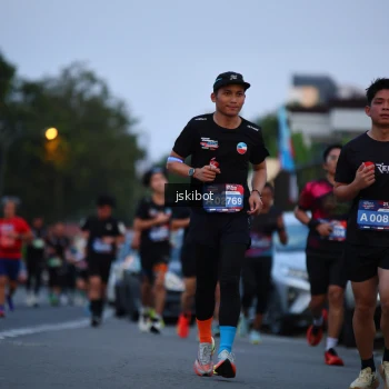 Runner Photo 3723256
