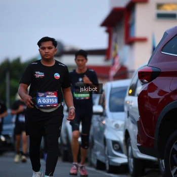 Runner Photo 3723296