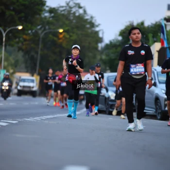 Runner Photo 3723323