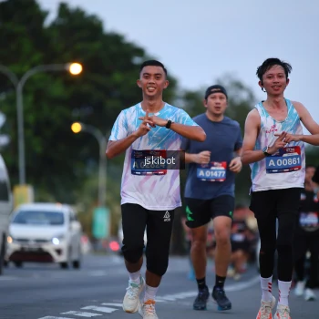 Runner Photo 3723361