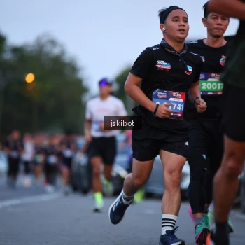 Runner Photo 3723432