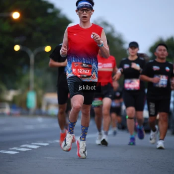 Runner Photo 3723501