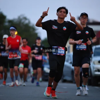 Runner Photo 3723525
