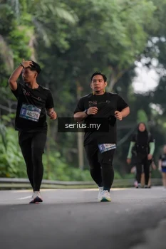 Runner Photo 3723535