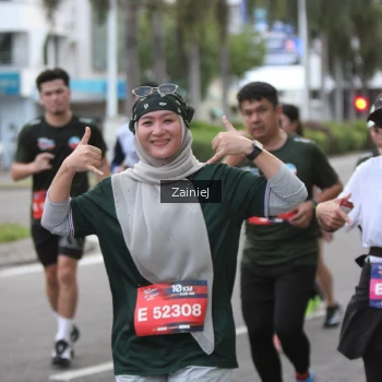 Runner Photo 3723542