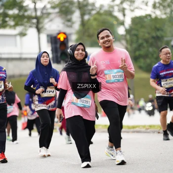 Runner Photo 3723572
