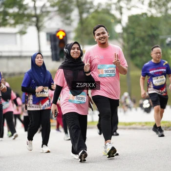 Runner Photo 3723574
