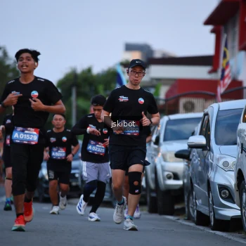 Runner Photo 3723587