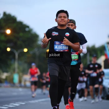 Runner Photo 3723663