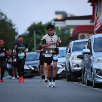 Runner Photo 3723694