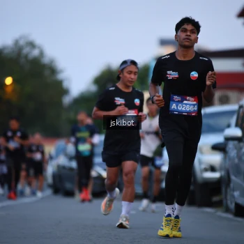 Runner Photo 3723738