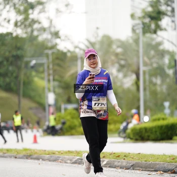 Runner Photo 3723776