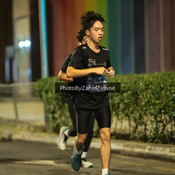 Runner Photo 3723801