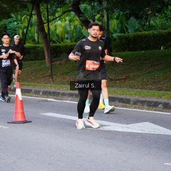 Runner Photo 3723864