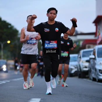 Runner Photo 3723888
