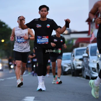 Runner Photo 3723897