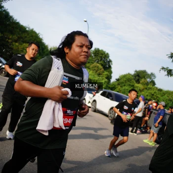 Runner Photo 3723924