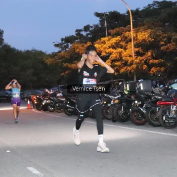 Runner Photo 3723925