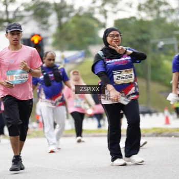 Runner Photo 3723936