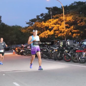 Runner Photo 3723960