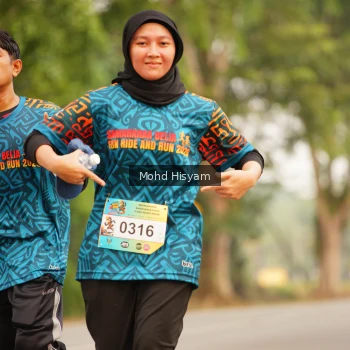 Runner Photo 3724056