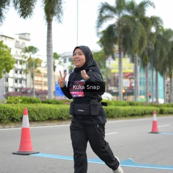 Runner Photo 3724070