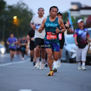 Runner Photo 3724140