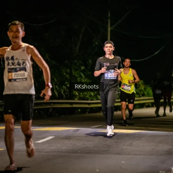 Runner Photo 3724143